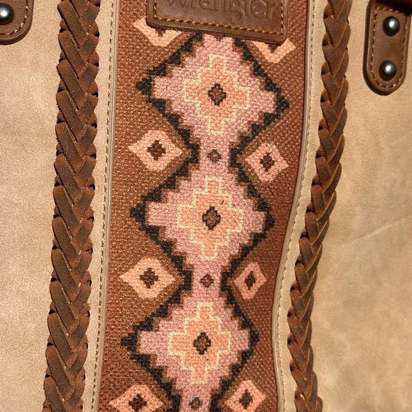 Wrangler Aztec Faux Leather Tote • CCW Style Side Zip • Montana West Western - Picture 8 of 9